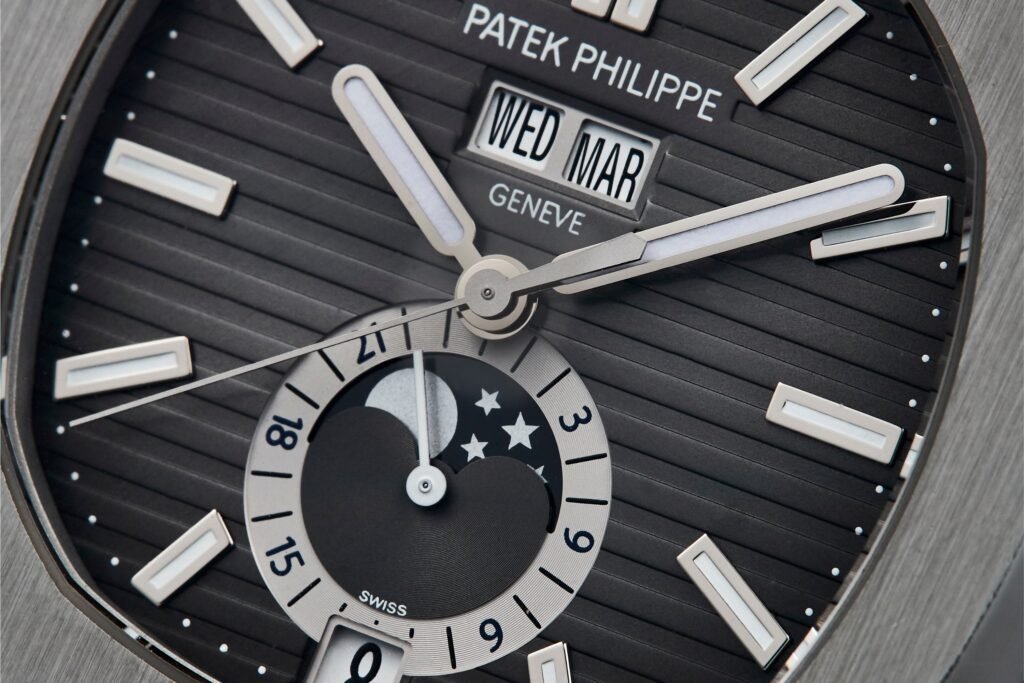 Reference-Check-Patek-Philippe-Nautilus-Annual-Calendar-ref.-5726-dial-2.0-_cce6aadea8