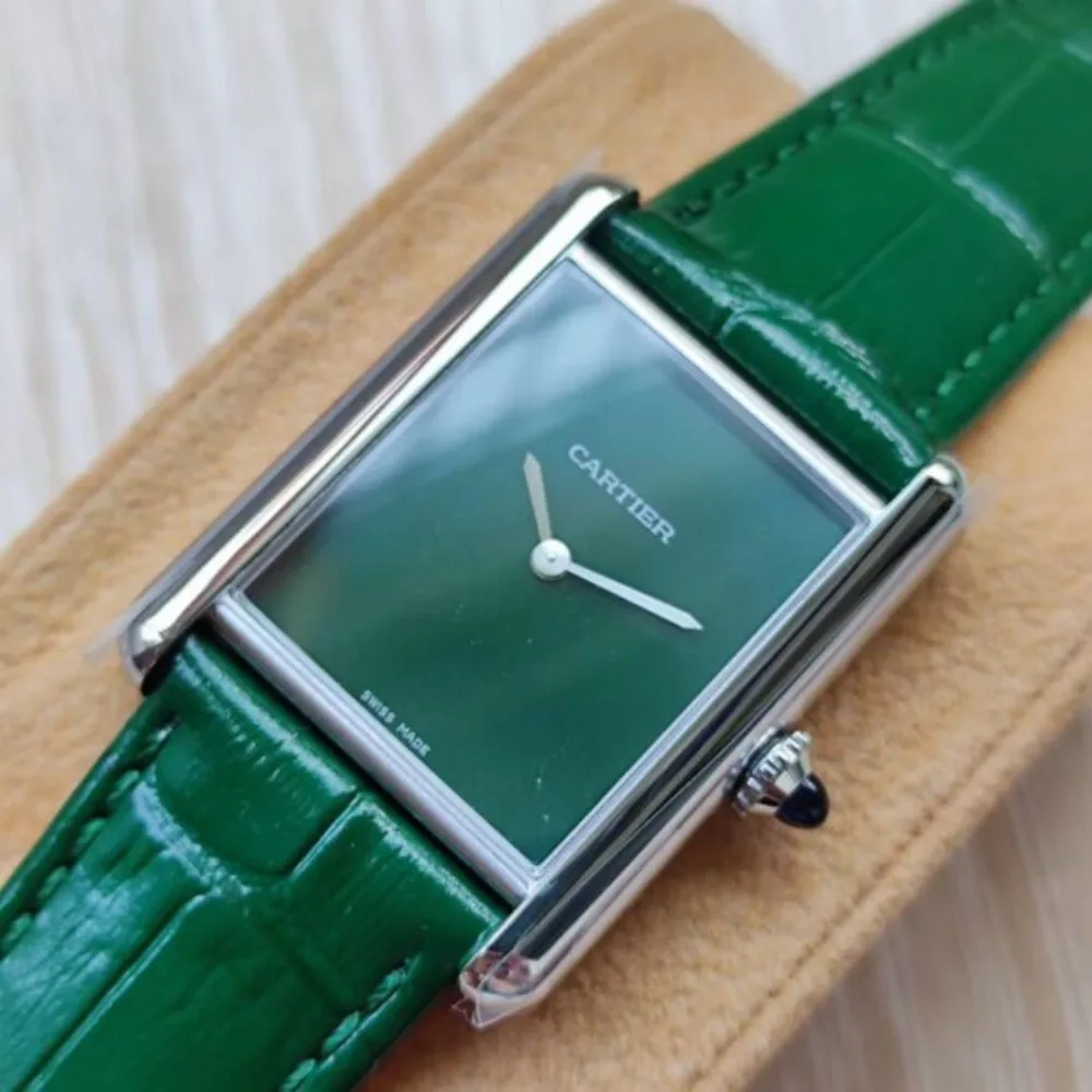 Reloj réplica Cartier Tank Must verde – 25,5 mm