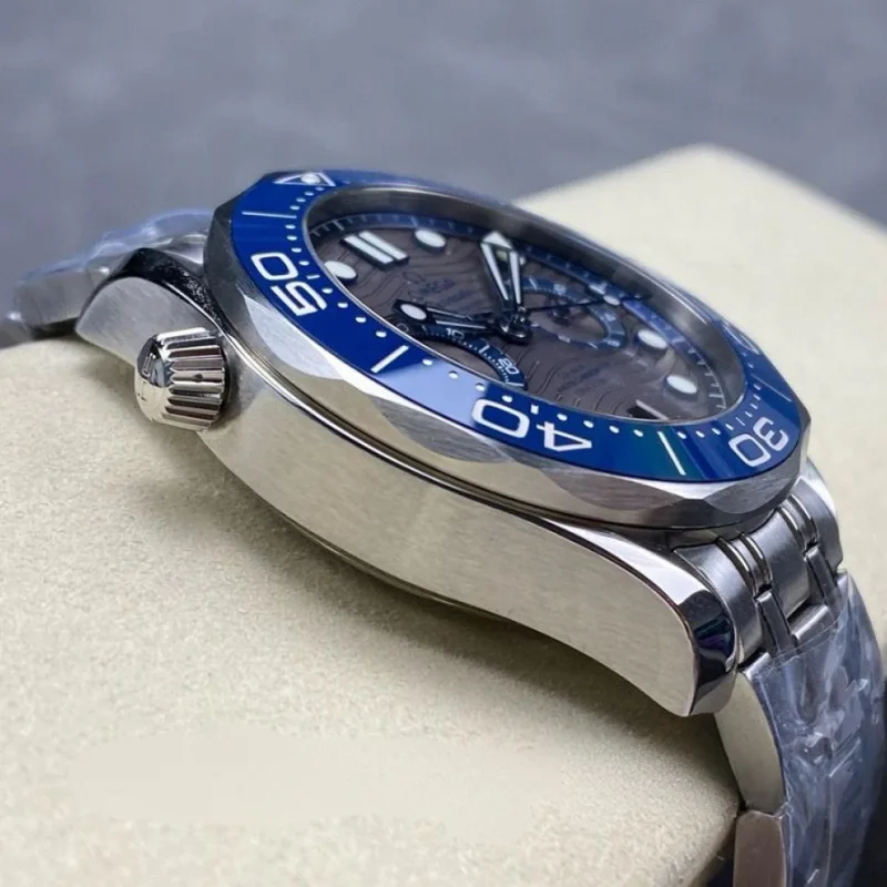 Reloj réplica Omega Seamaster Diver 300M Chronograph – 44 mm · Ref. RSC-3106