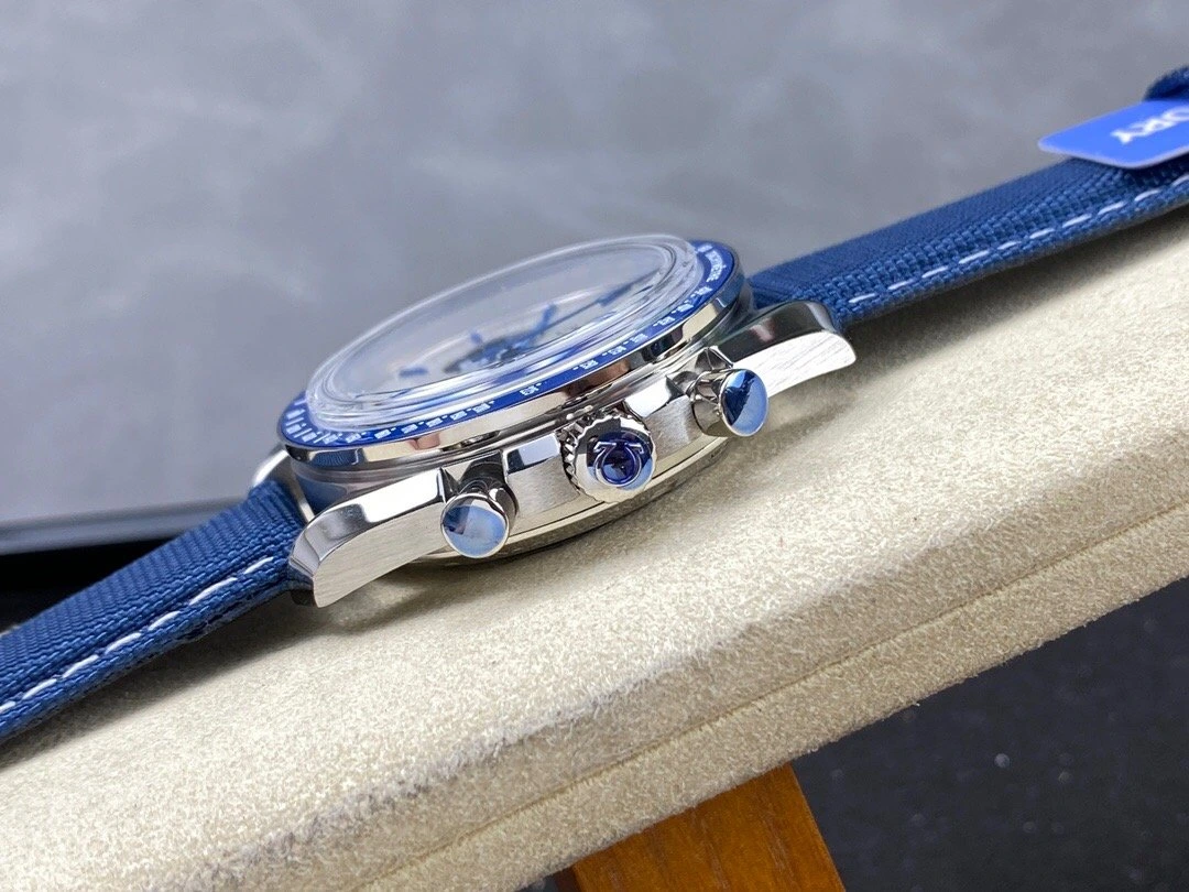 Reloj réplica Omega Speedmaster Moon Snoopy 50 aniversario · Ref. RSC-8613
