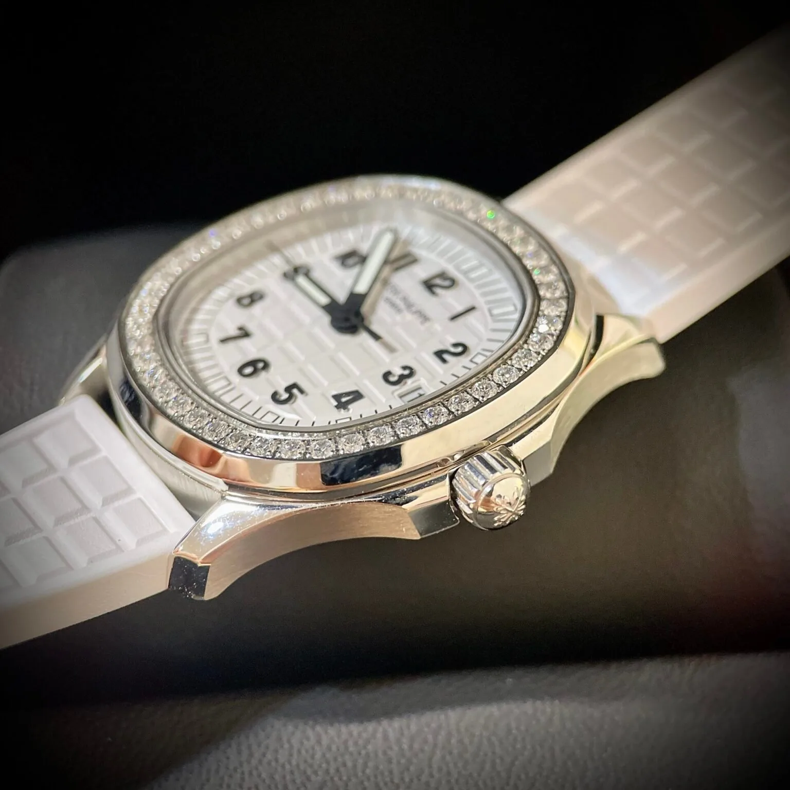 Reloj réplica Patek Philippe Aquanaut 5067G – 35,6 mm · Ref. RSC-12527