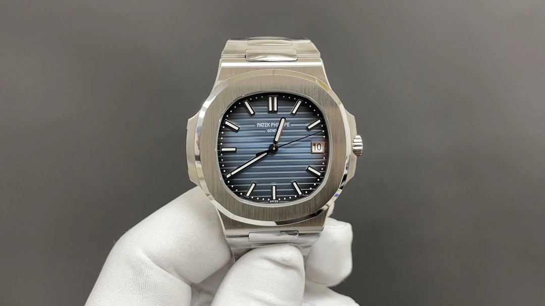 Reloj réplica Patek Philippe Nautilus 5811 – 41 mm