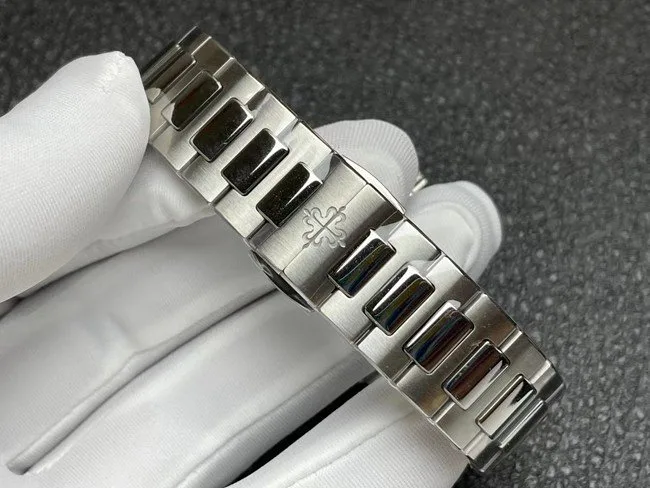 Reloj réplica Patek Philippe Nautilus 7118 · Ref. RSC-2954