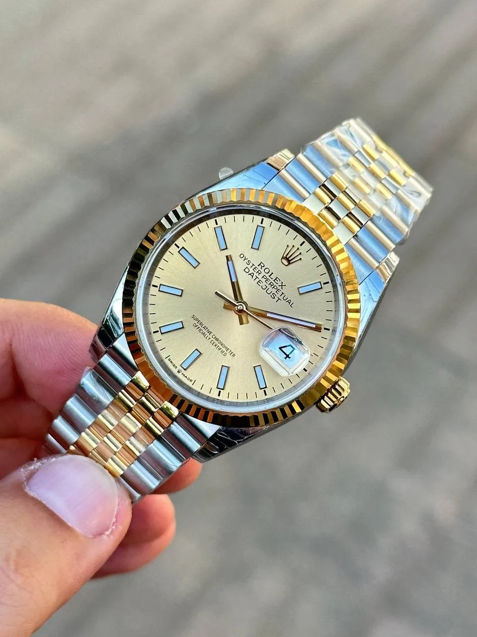 Reloj réplica Rolex Datejust Jubilee bicolor dorado – 36 mm