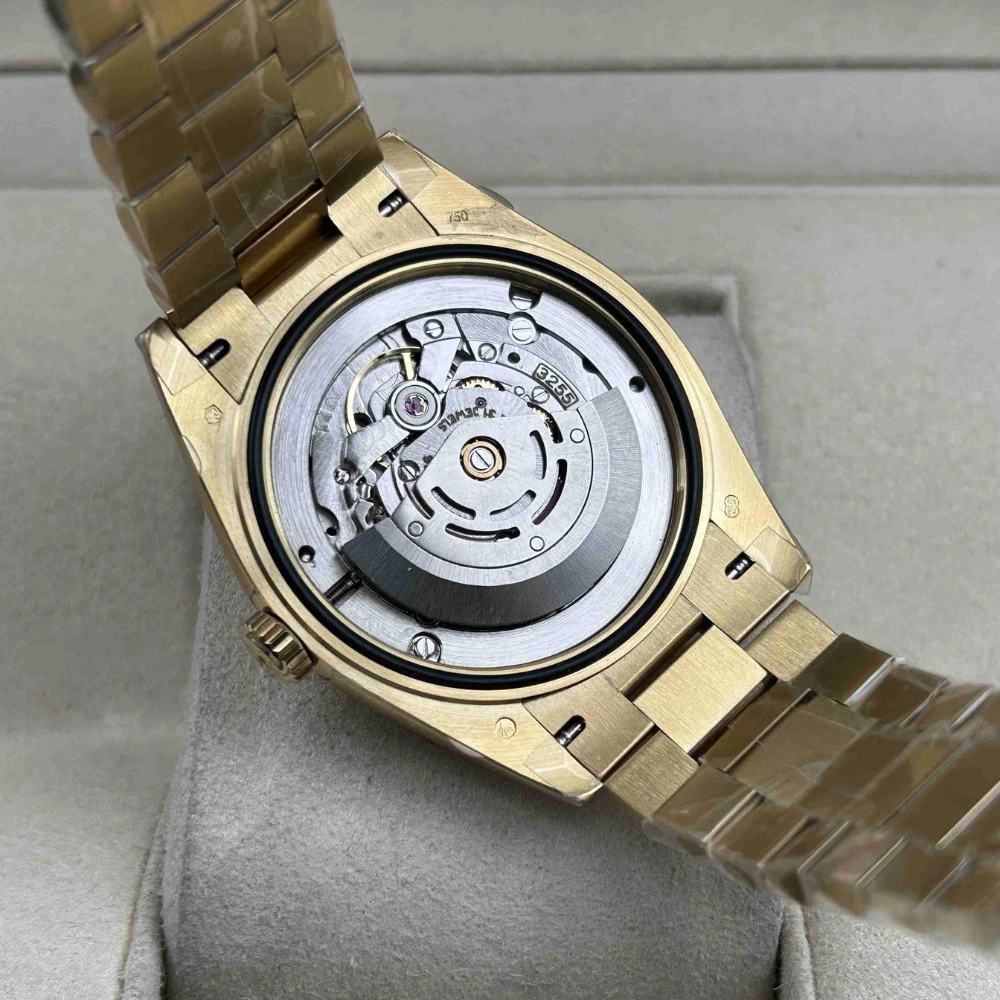 Reloj réplica Rolex Day-Date acabado oro amarillo esfera verde degradada – 40 mm · Ref. RSC-12080