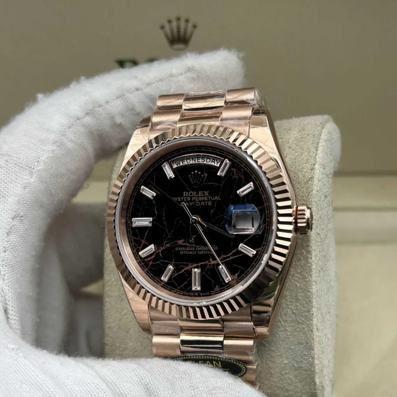 Reloj réplica Rolex Day-Date acabado oro rosa esfera Eisenkiesel – 40 mm · Ref. RSC-3482
