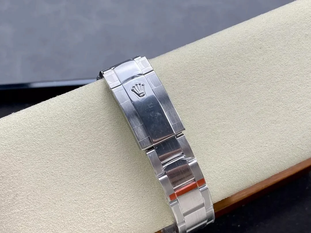 Reloj réplica Rolex Oyster Milgauss «Who Cares»