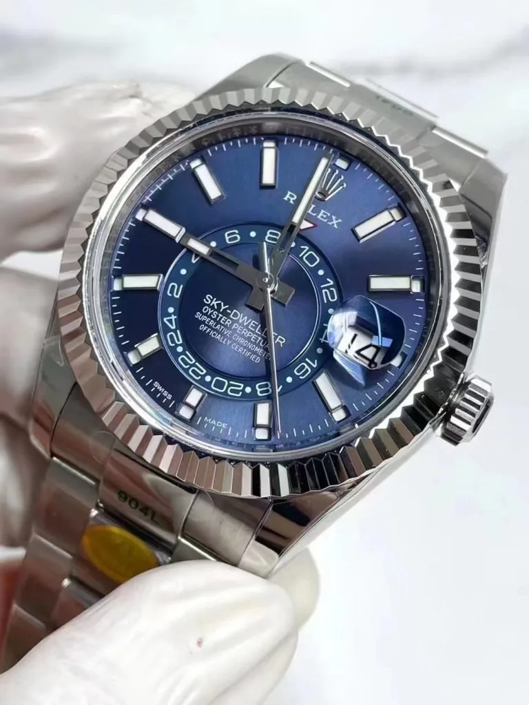 Reloj réplica Rolex Oyster Sky-Dweller azul – 42 mm