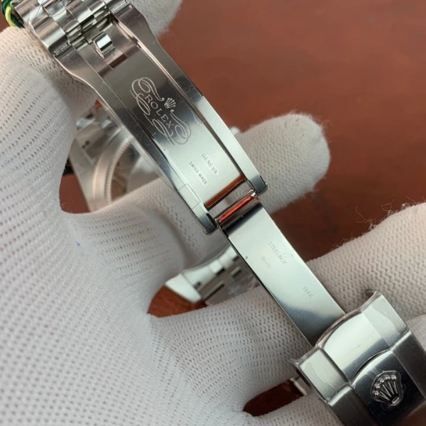 Reloj réplica Rolex Sky-Dweller Jubilee – 42 mm · Ref. RSC-11781